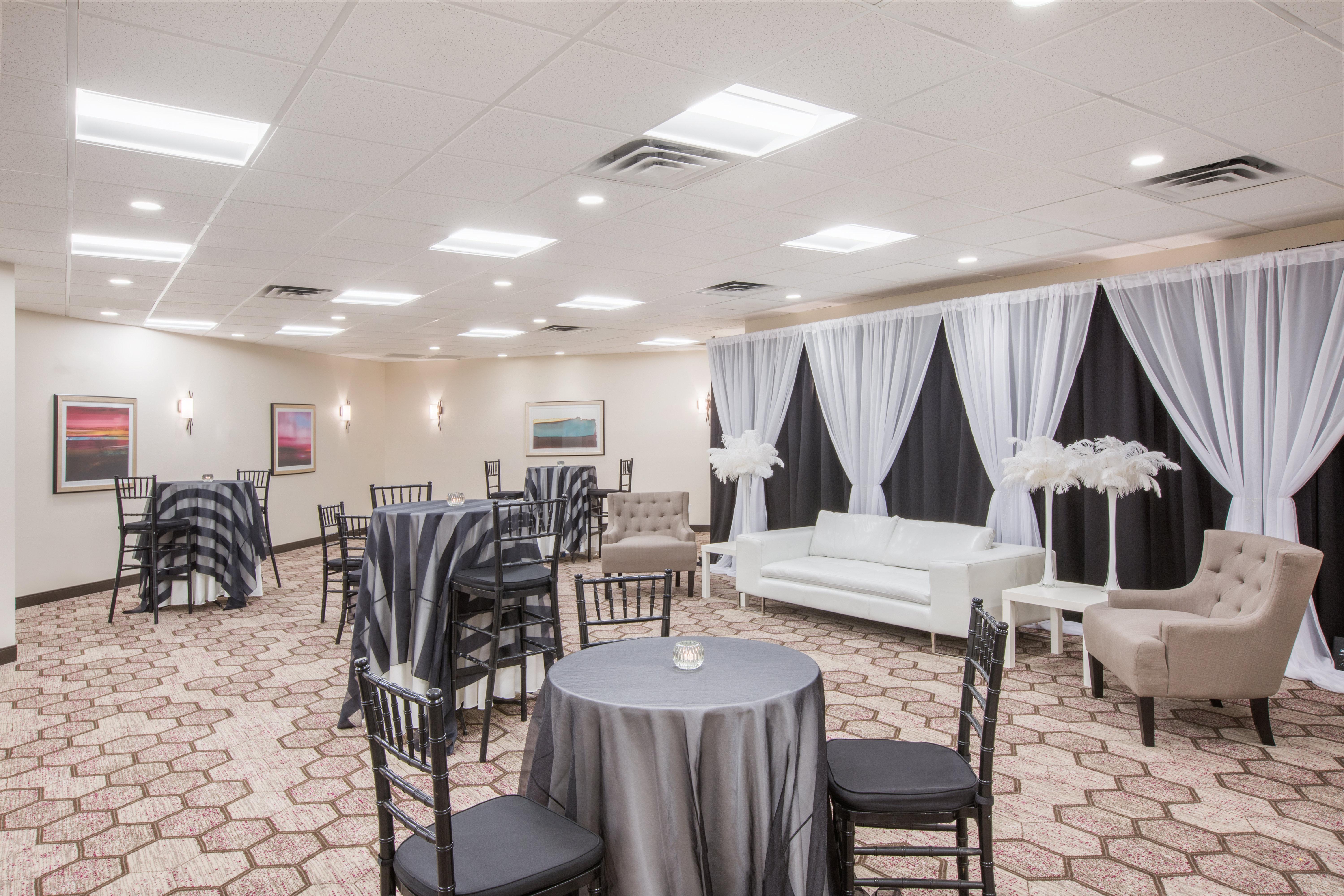 Ac Hotel By Marriott Portland Lake Oswego Extérieur photo
