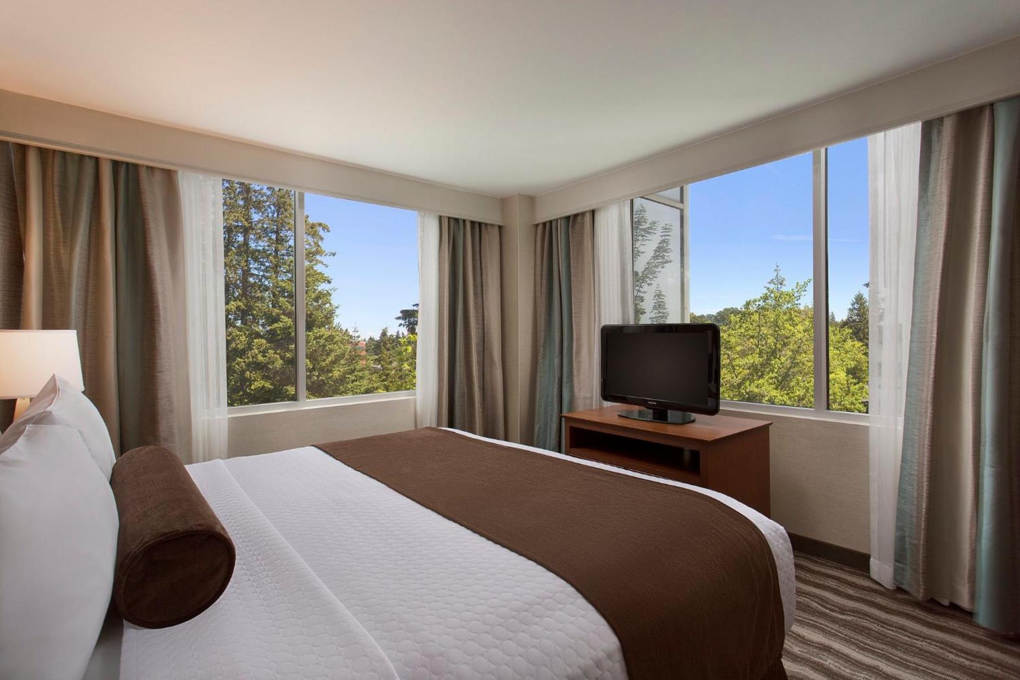 Ac Hotel By Marriott Portland Lake Oswego Extérieur photo